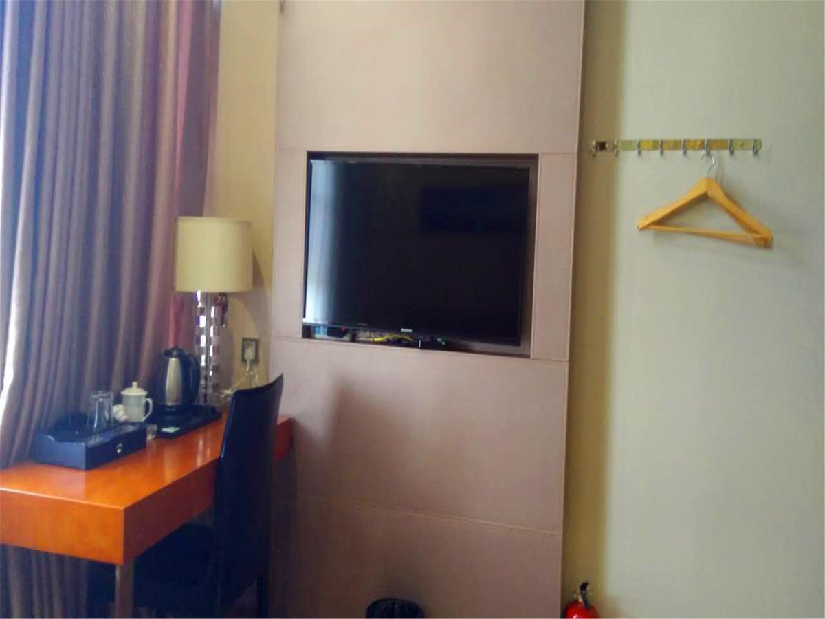 Guangzhou Tie Lv Hotel Bagian luar foto